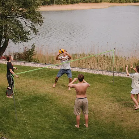 Semesterbostad Warminski Sad *